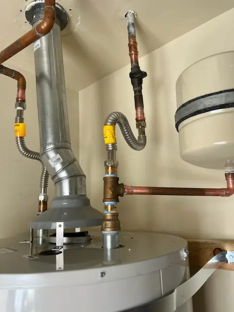 Water heater installation and plumbing repair in San Antonio